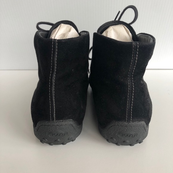 Tod’s Winter Ankle Boot - Picture 7 of 8